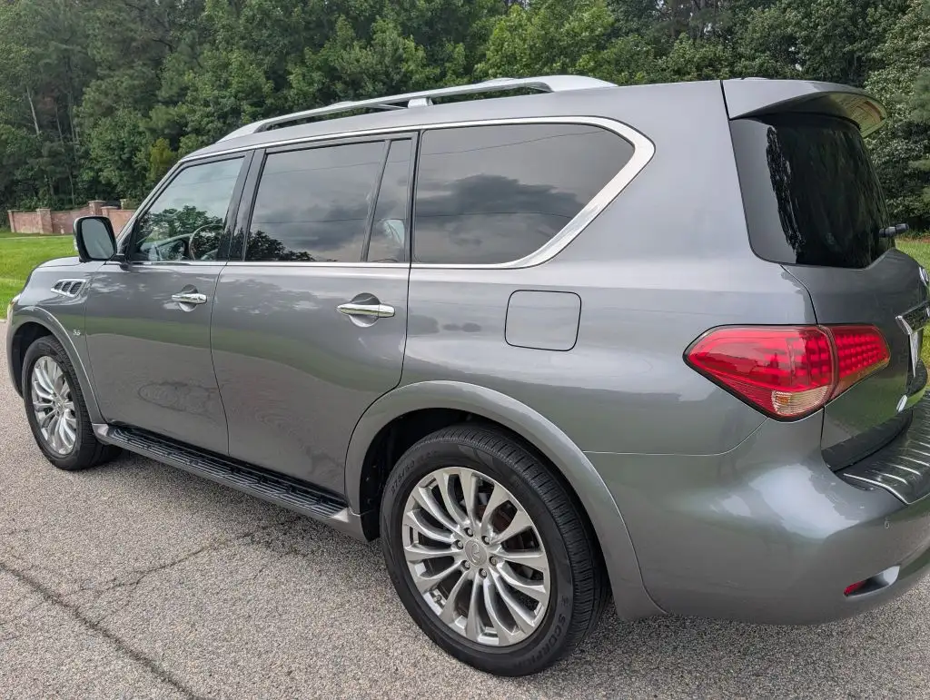 2017 INFINITI QX80 AWD's photo