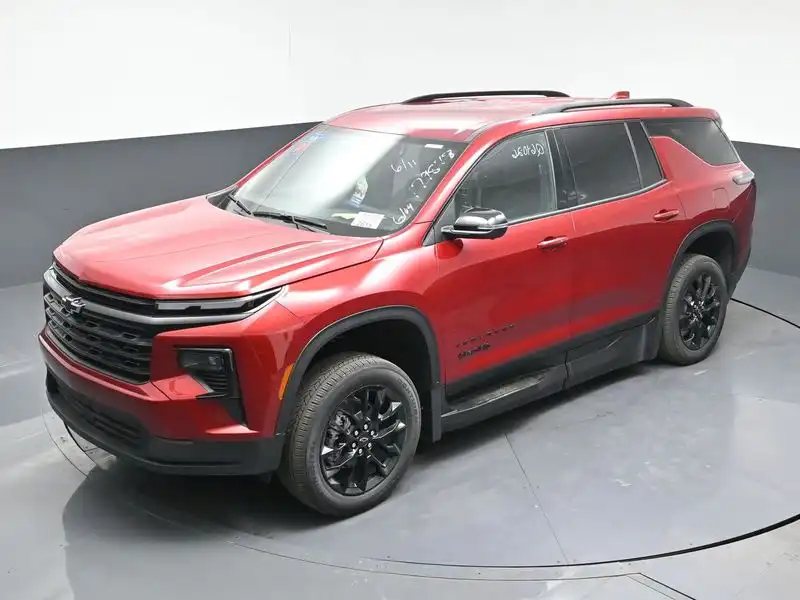 2026 Chevrolet Traverse FWD LT's photo