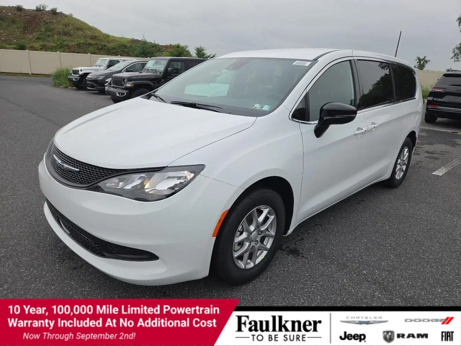 2027 Chrysler Voyager LX's photo