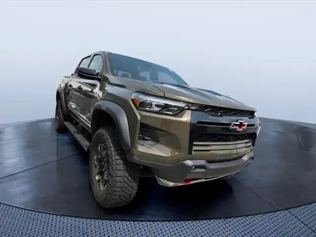 2025 Chevrolet Colorado 4WD ZR2 Crew Cab Short Box's photo