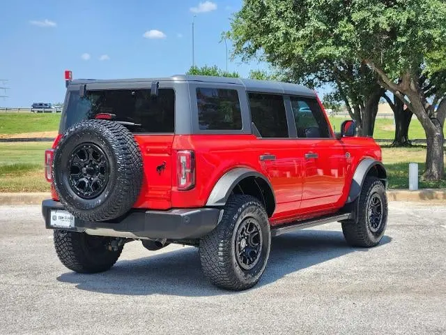 2022 Ford Bronco Wildtrak 4x4 photo 5