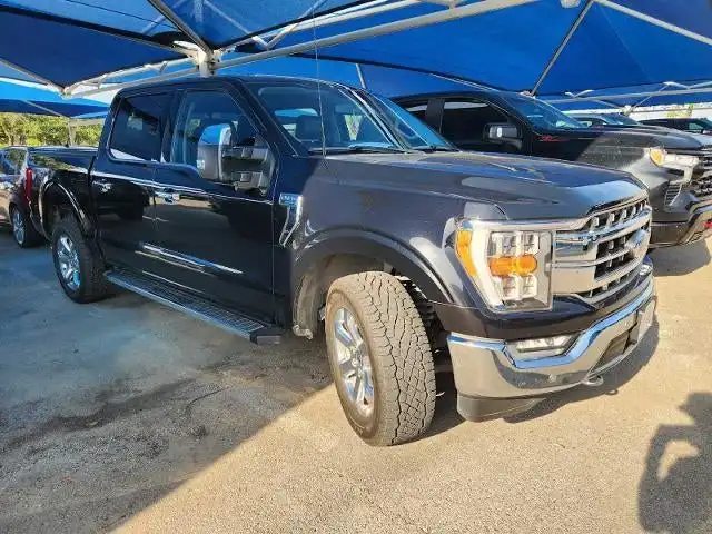 2023 Ford F-150 Lariat 4x4 SuperCrew 5-1/2 Box's photo