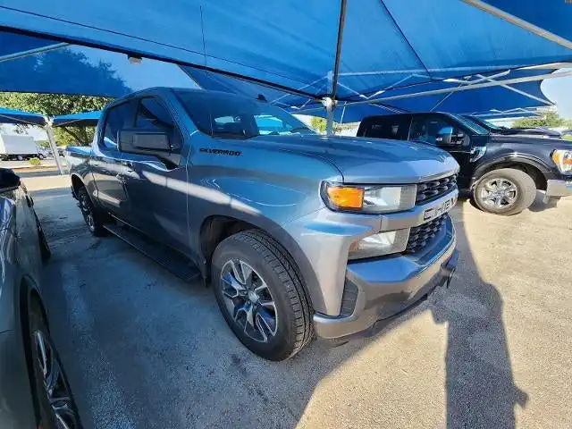 2020 Chevrolet Silverado 1500 Custom Crew Cab Short Box's photo