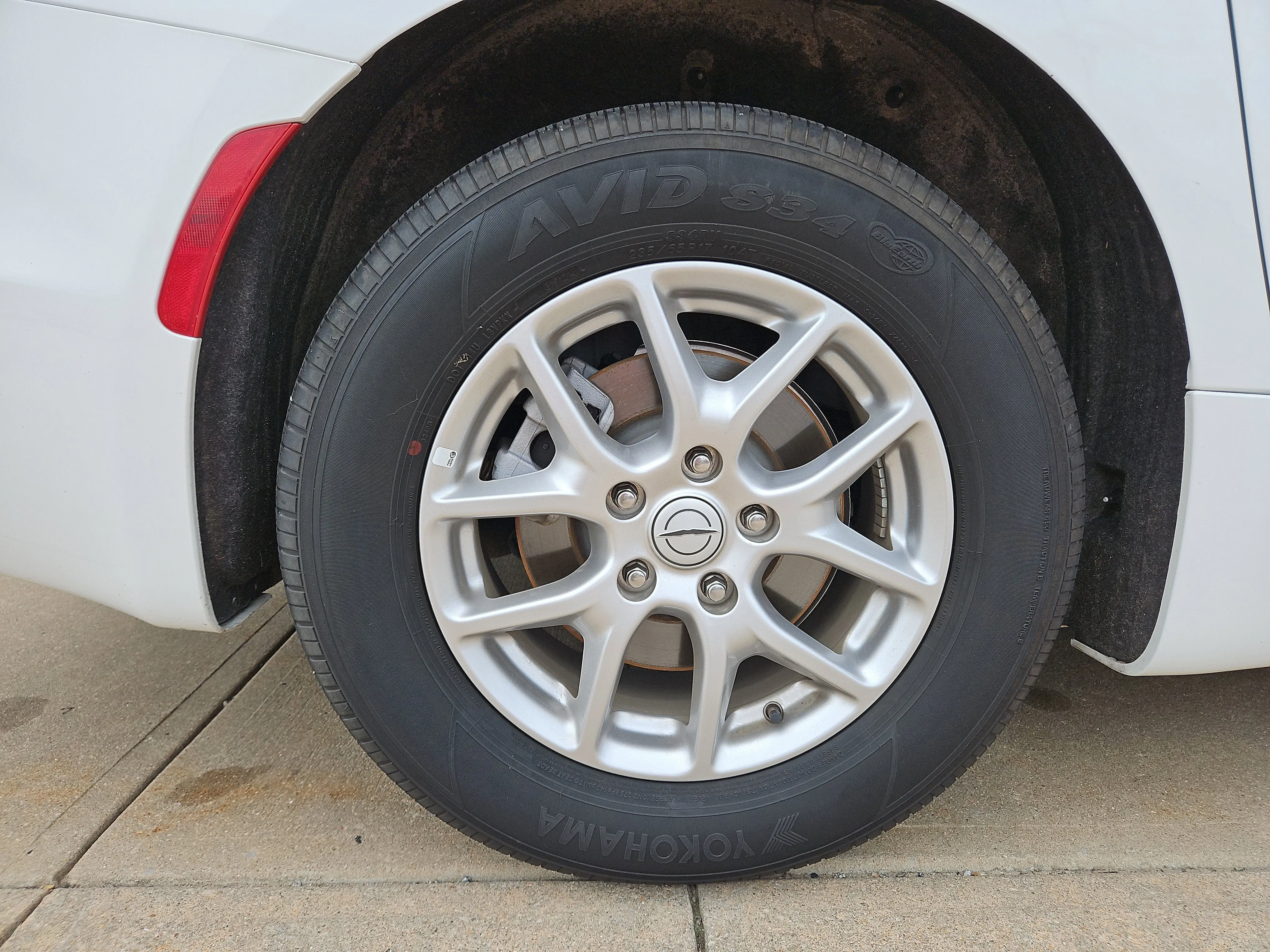 2025 Chrysler Pacifica Select photo 5