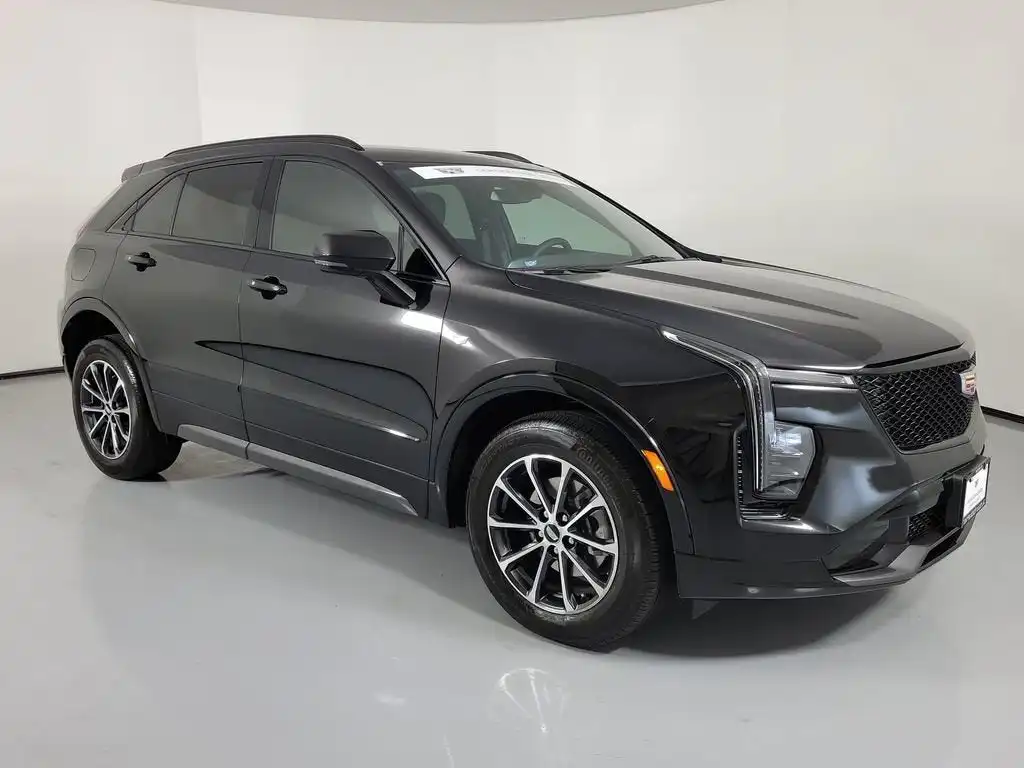 2024 Cadillac XT4 Sport's photo