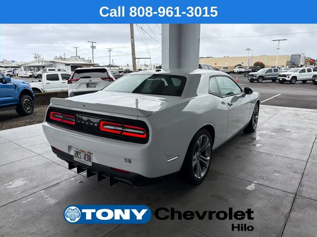 2021 Dodge Challenger R/T photo 5