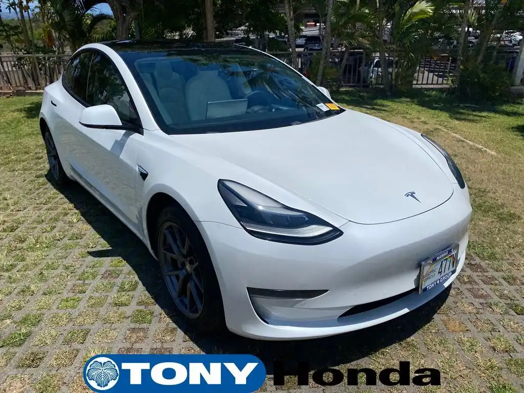 2021 Tesla Model 3 Long Range Dual Motor All-Wheel Drive's photo