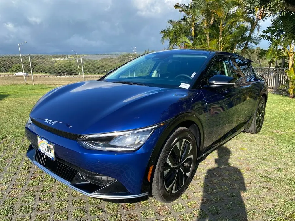 2023 Kia EV6 Wind AWD photo 3