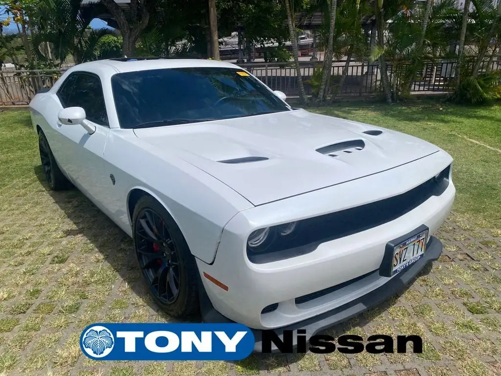 2016 Dodge Challenger SRT Hellcat photo 1