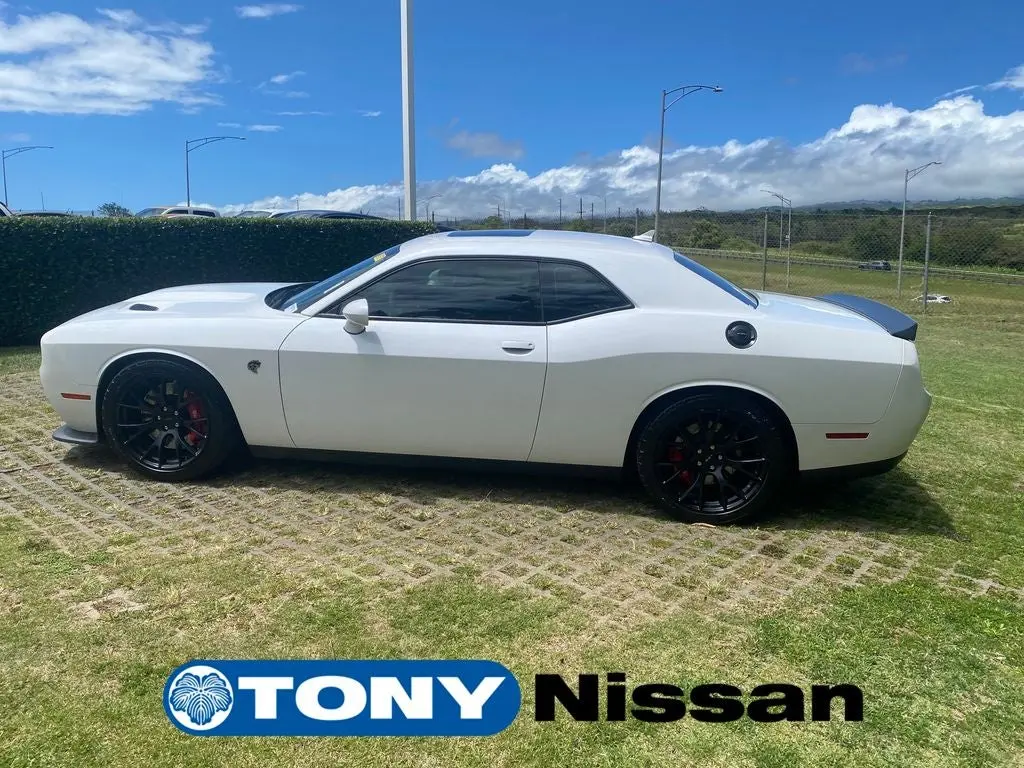 2016 Dodge Challenger SRT Hellcat photo 4