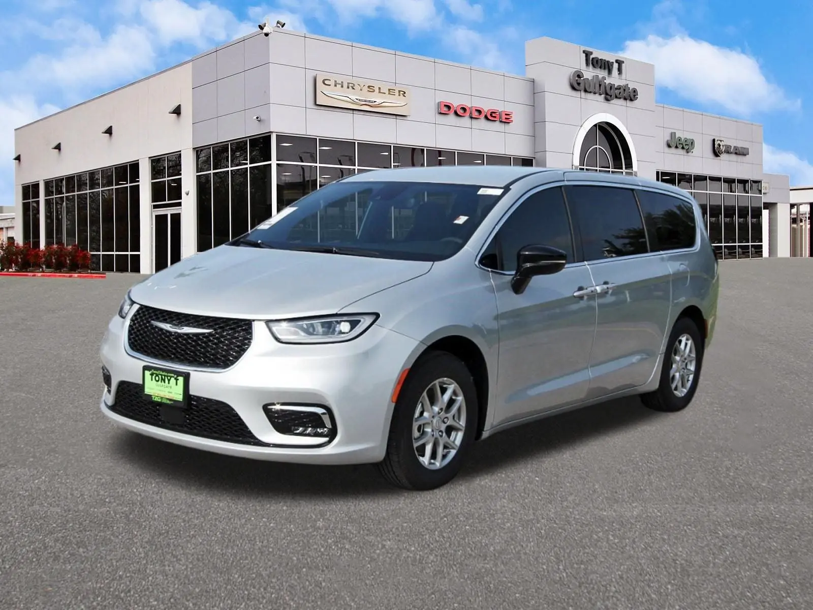 2026 Chrysler Pacifica Select photo 4