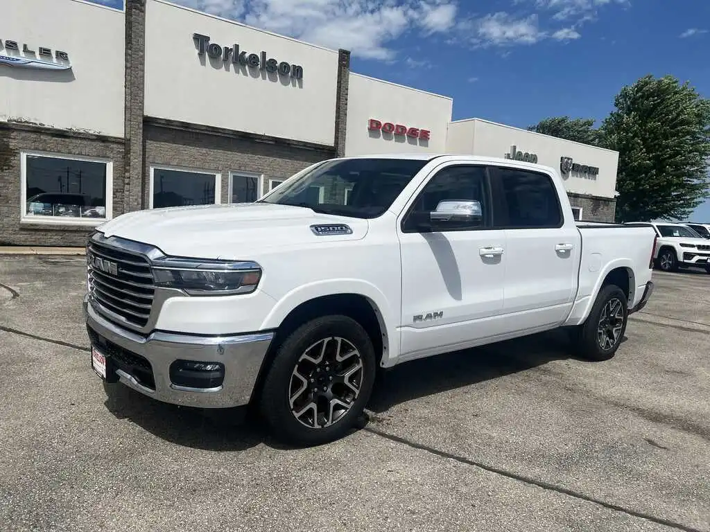 2026 RAM 1500 Laramie 4x4 Crew Cab 5'7's photo