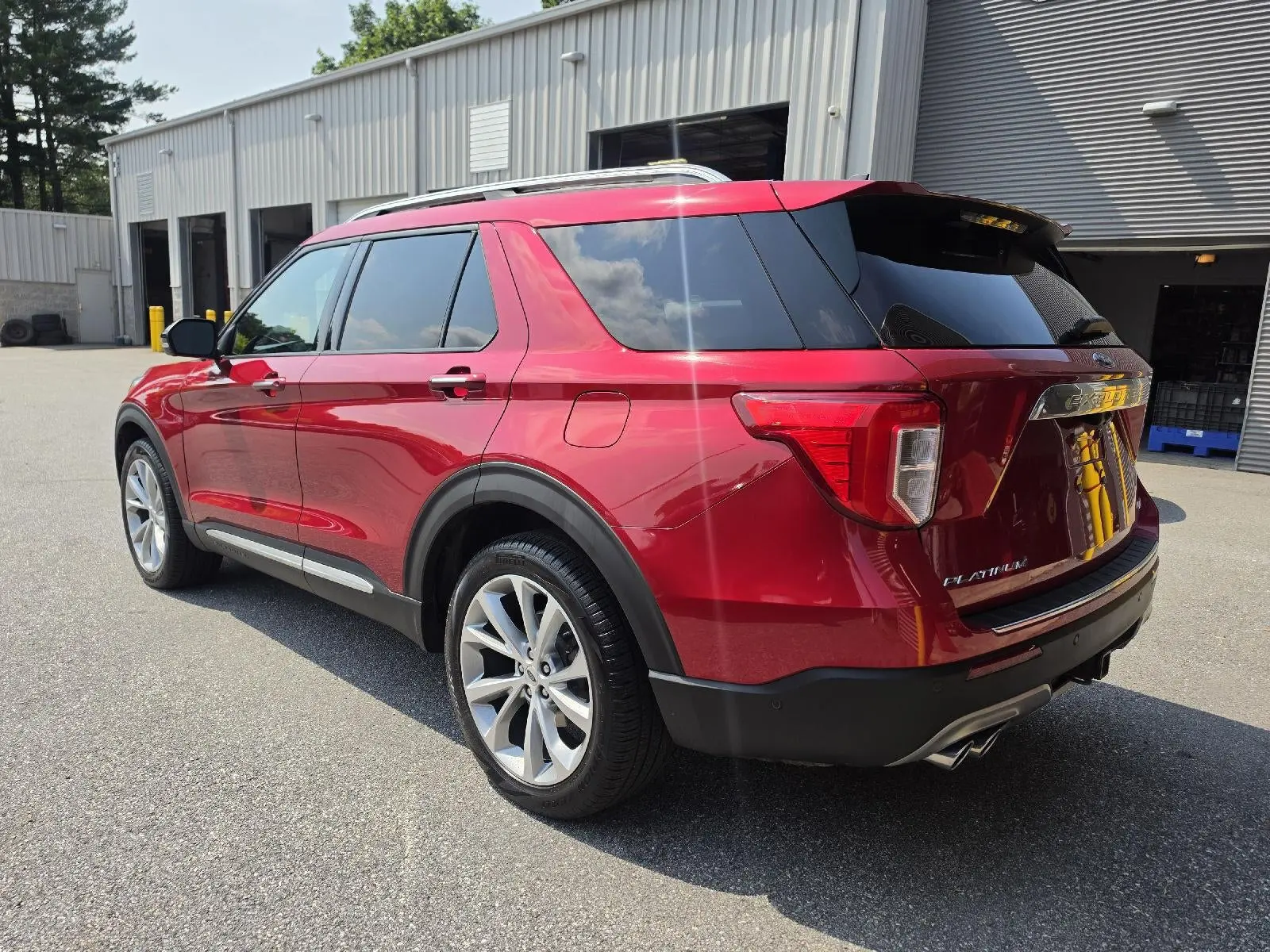2021 Ford Explorer Platinum 4WD photo 5