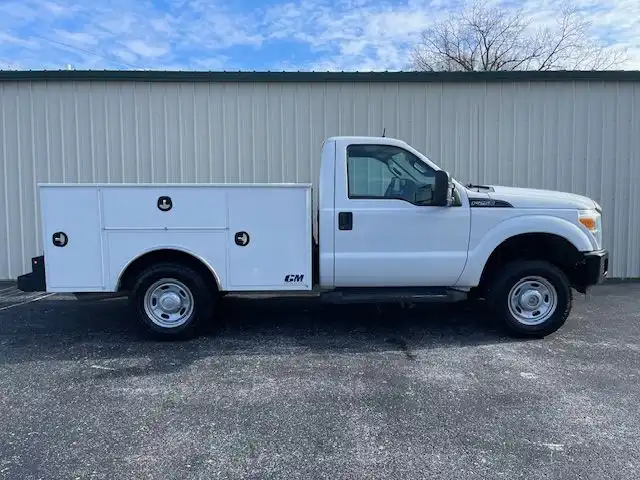 2012 Ford F-250 XLT 4x4 Regular Cab's photo