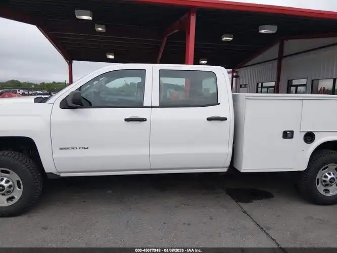 2019 Chevrolet Silverado HD Work Truck Crew Cab Standard Box's photo