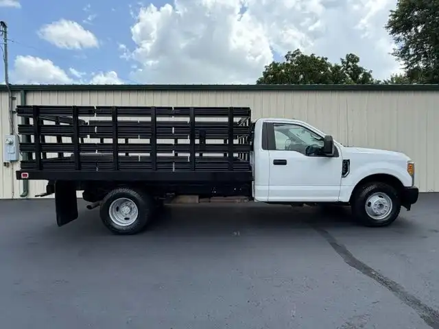 2017 Ford F-350 XL Regular Cab 145-In DRW's photo
