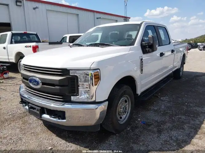 2019 Ford F-250 XL Crew Cab 8' Box's photo