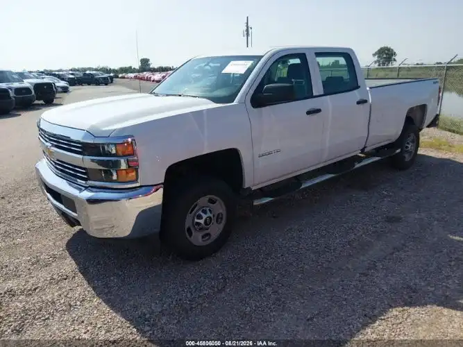 2018 Chevrolet Silverado HD Work Truck 4WD Crew Cab Standard Box's photo