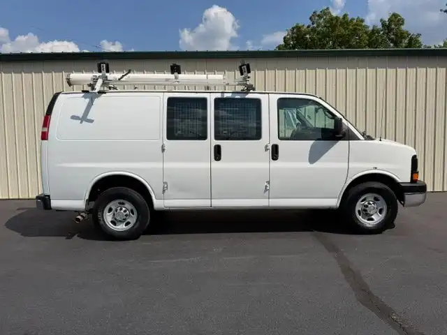 2014 Chevrolet Express Work Van HD 2500's photo