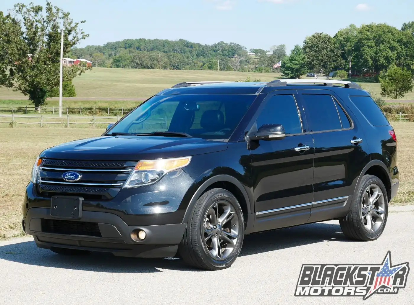 2013 Ford Explorer Limited's photo