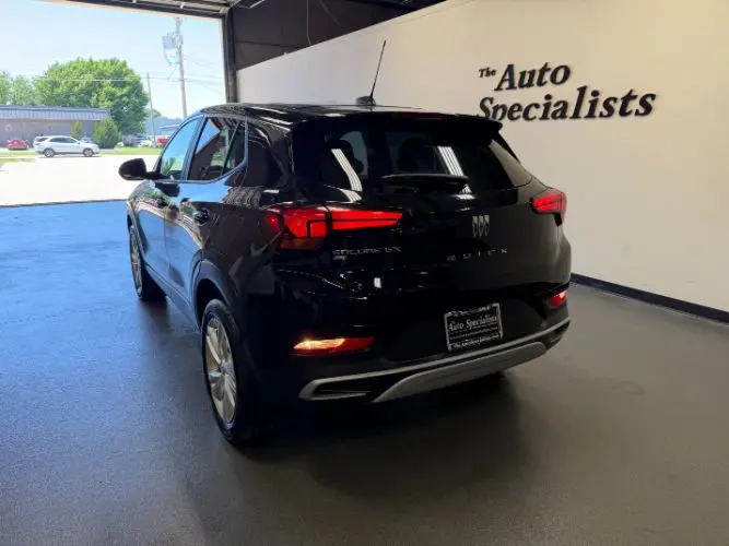 2025 Buick Encore GX Preferred AWD photo 3