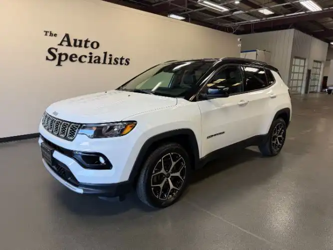 2025 Jeep Compass Limited 4X4's photo