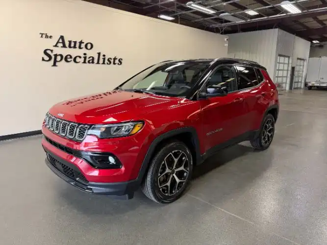 2025 Jeep Compass Limited 4X4's photo
