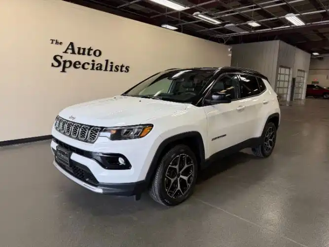 2025 Jeep Compass Limited 4X4's photo