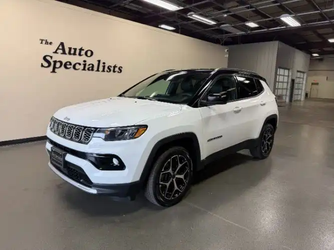 2025 Jeep Compass Limited 4X4's photo