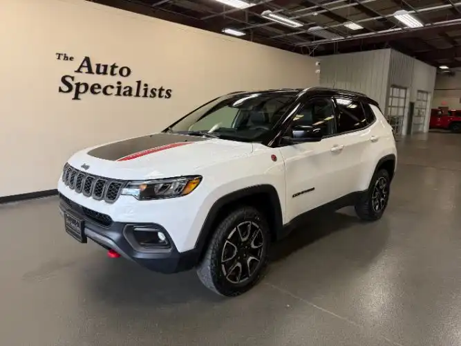 2025 Jeep Compass Trailhawk 4X4's photo