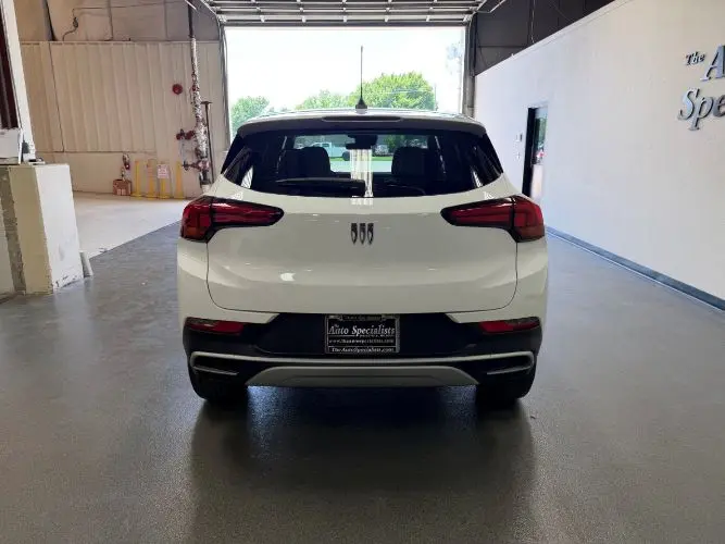 2025 Buick Encore GX Preferred AWD photo 3