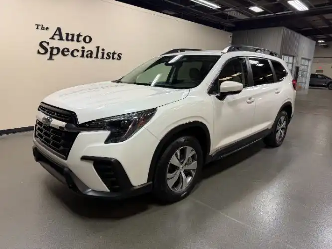 2025 Subaru Ascent Premium 7 Passenger's photo