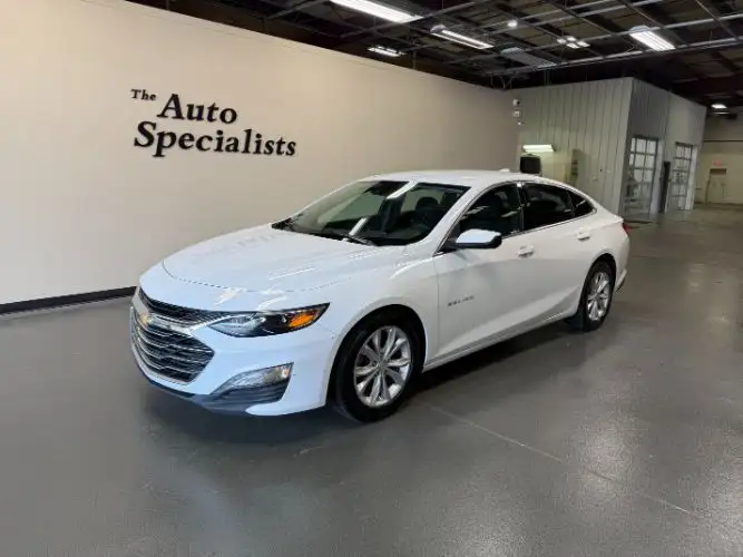 2024 Chevrolet Malibu 1LT's photo