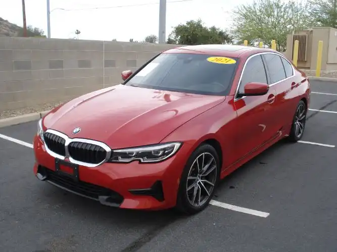 2021 BMW 3 Series 330i Sedan's photo