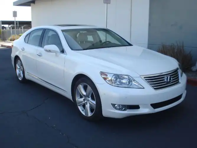 2012 Lexus LS 500 460's photo
