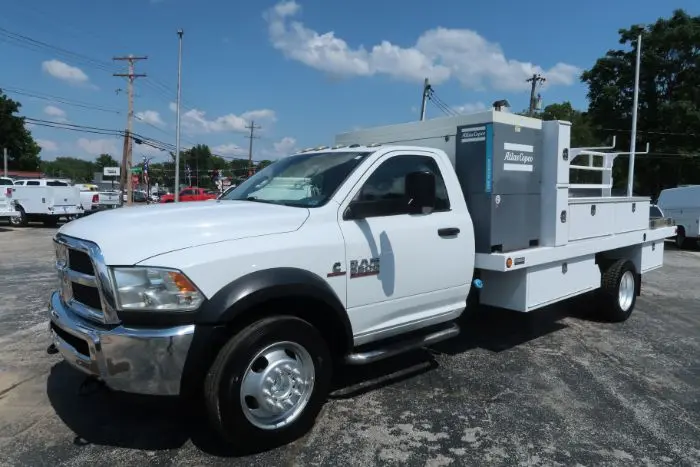 2017 RAM 5500 undefined photo 4
