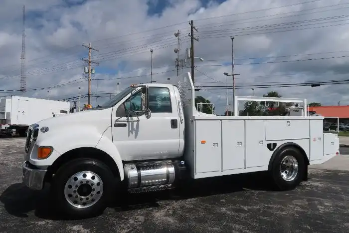 2015 Ford F-750's photo