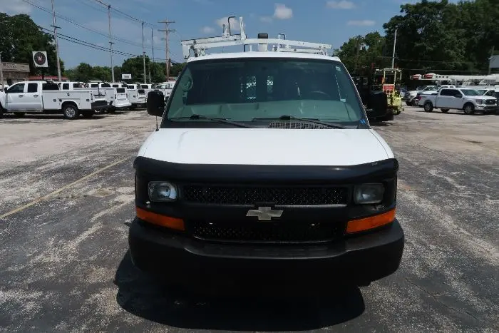 2015 Chevrolet Express Work Van HD 2500 photo 3
