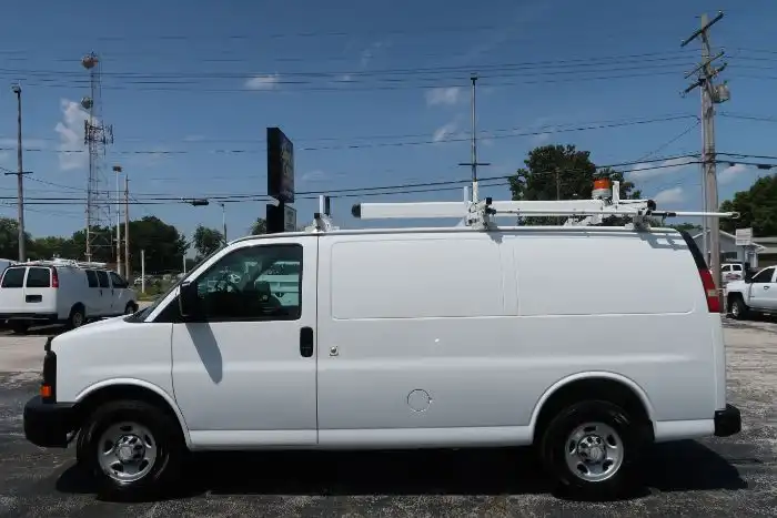 2015 Chevrolet Express 2500 Work Van HD's photo