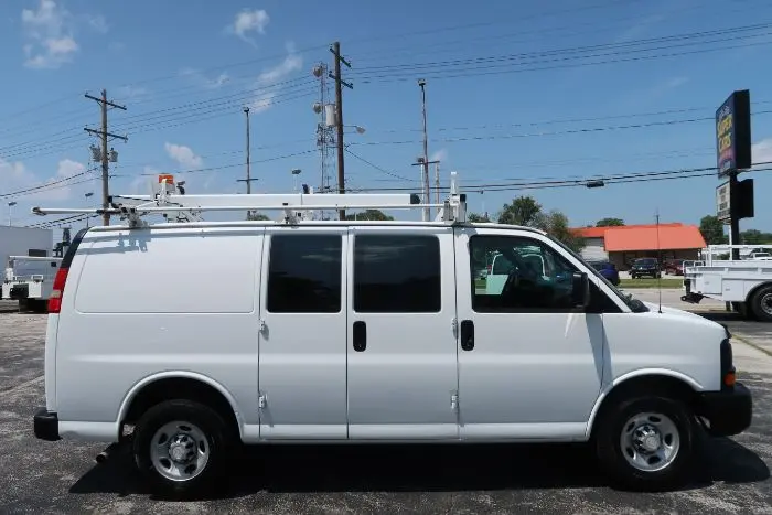 2015 Chevrolet Express Work Van HD 2500 photo 5