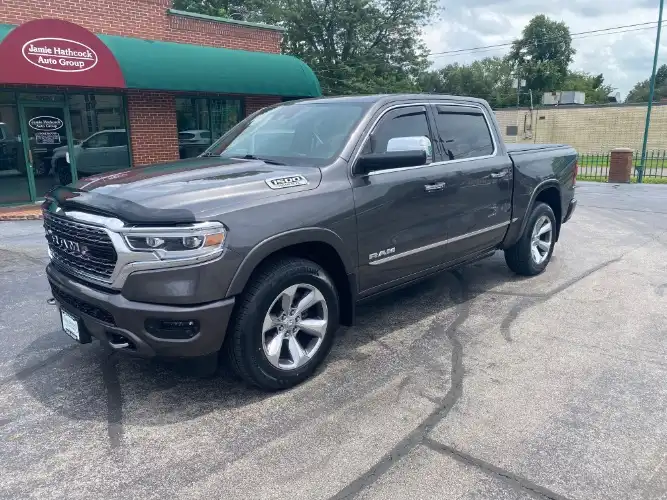 2019 RAM 1500 Limited 4x4 Crew Cab 5'7's photo