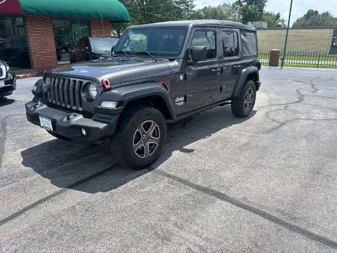 2018 Jeep Wrangler Sport S's photo