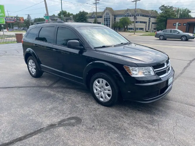 2017 Dodge Journey SE FWD photo 3