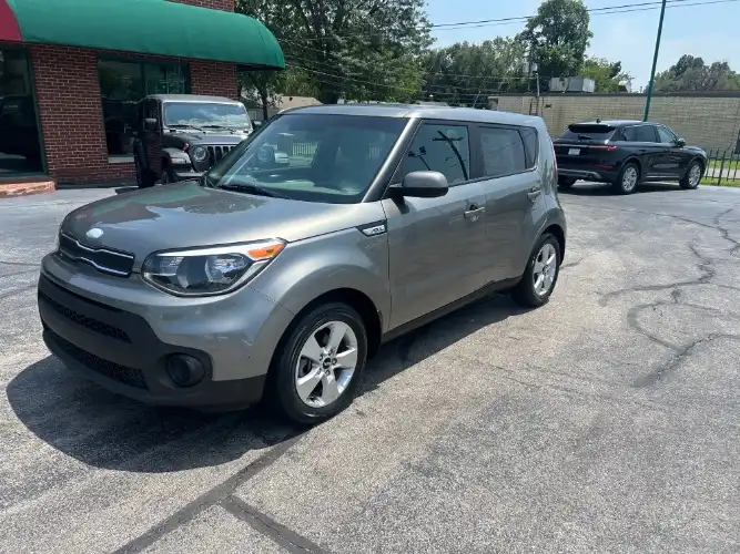 2019 Kia Soul 1.6L Base 6 A/T's photo
