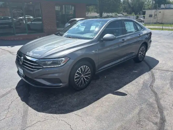 2019 Volkswagen Jetta 1.4T SEL Auto's photo