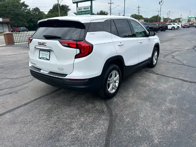 2020 GMC Terrain SLE FWD photo 5