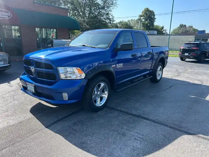 2017 RAM 1500 ST Crew Cab 4x4 5'7" Box's photo