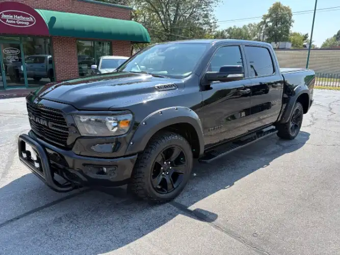 2020 RAM 1500 Big Horn/Lone Star 4WD Crew Cab 5'7's photo