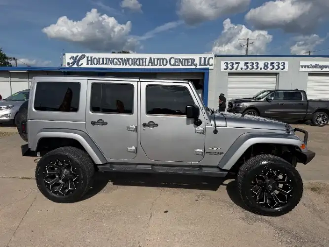 2016 Jeep Wrangler Sahara's photo