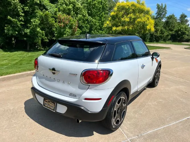 2014 MINI Paceman Base photo 3